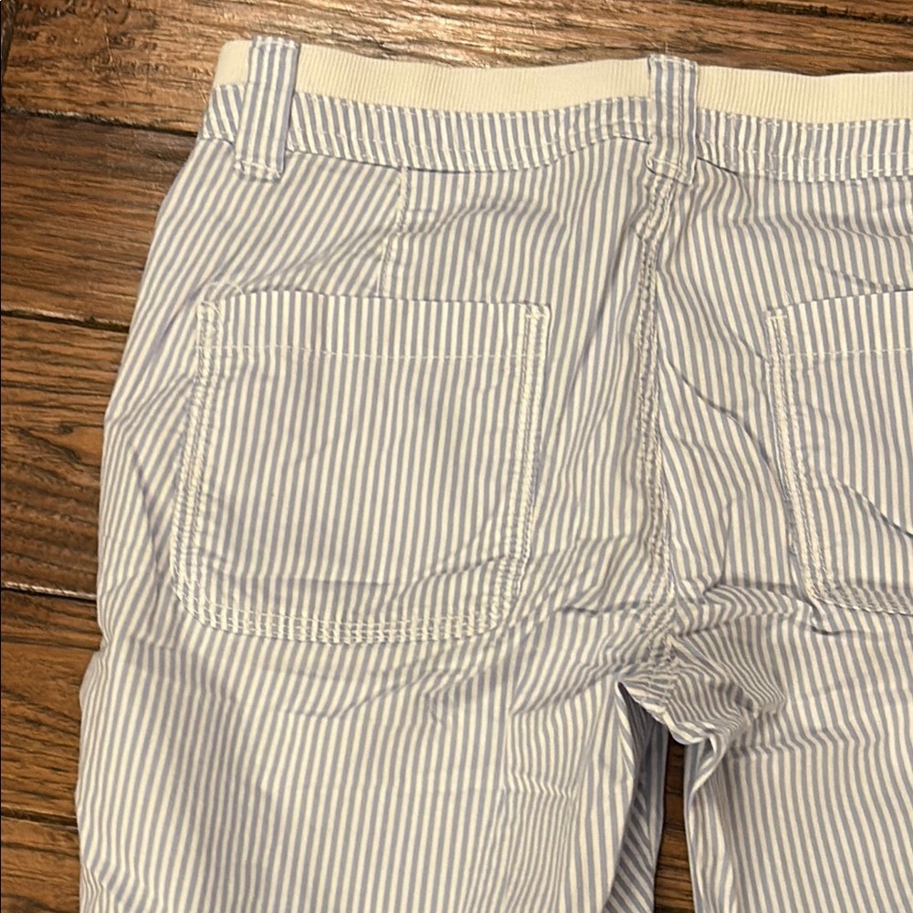 St. John's Bay Blue and White Cargo Shorts for Casual Comfort - Picture 7 of 9
